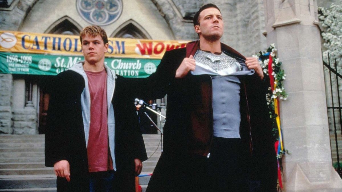 Read more about the article Dogma: Kevin Smith Confesses Secrets of Infamous Boardroom Scene and Mooby the Golden Calf